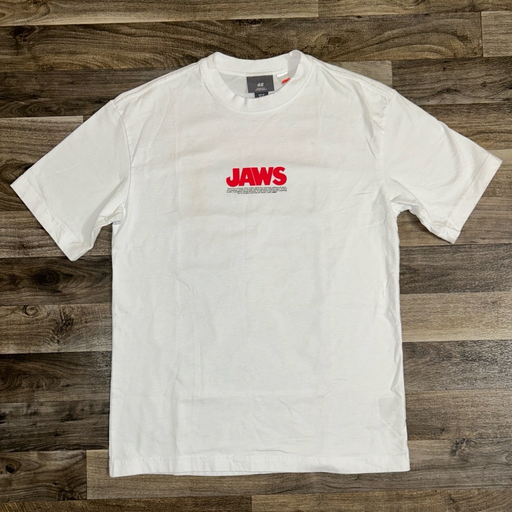 H&M JAWS Movie Graphic Tee White Loose Fit XS